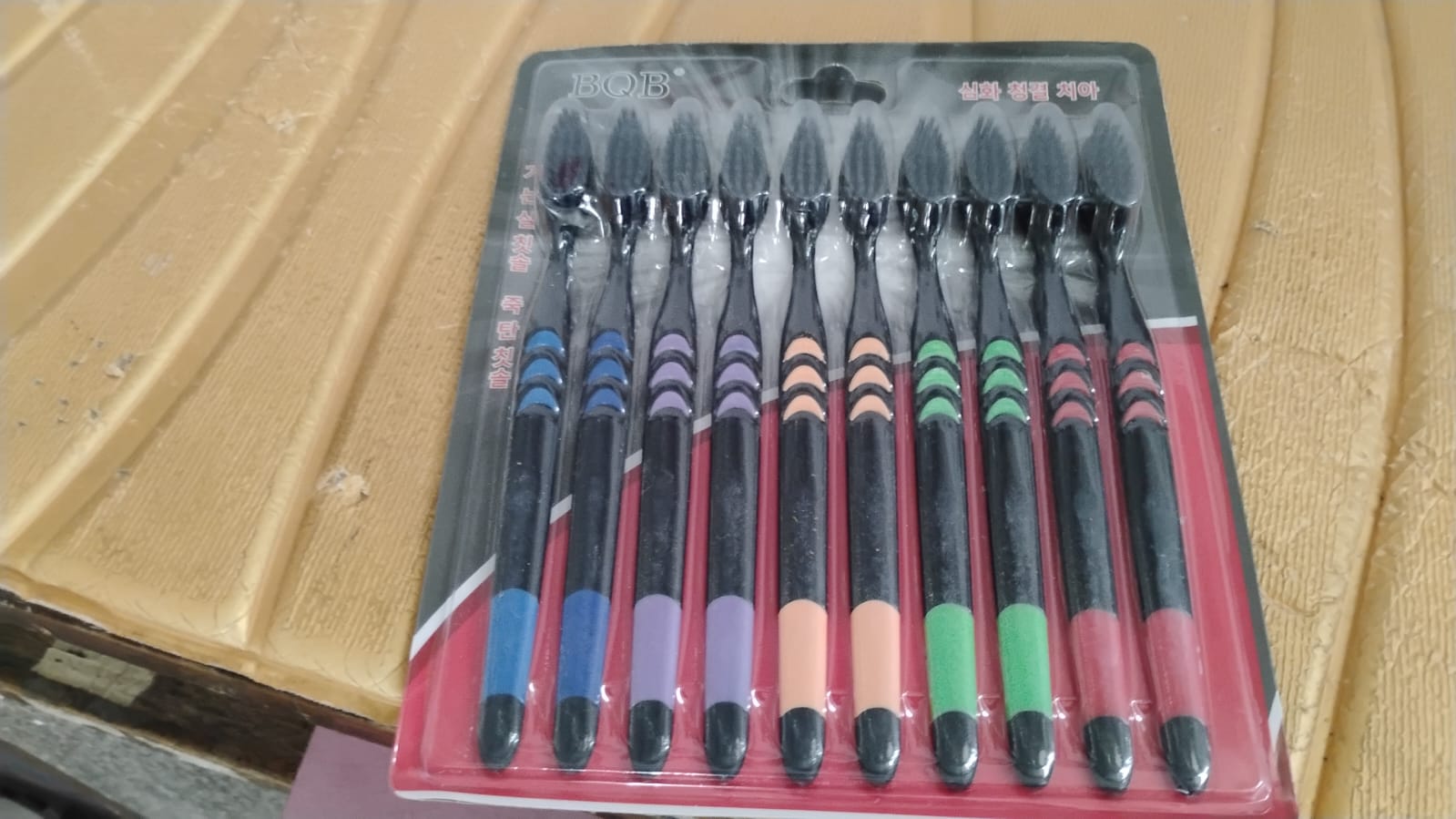 Soft Toothbrush With Plastic Round Box for Men and Women, Kids, Adults Plastic Toothbrush (10 pcs Set) Soft Toothbrush With Plastic Round Box for Men and Women, Kids, Adults Plastic Toothbrush (10 pcs Set)